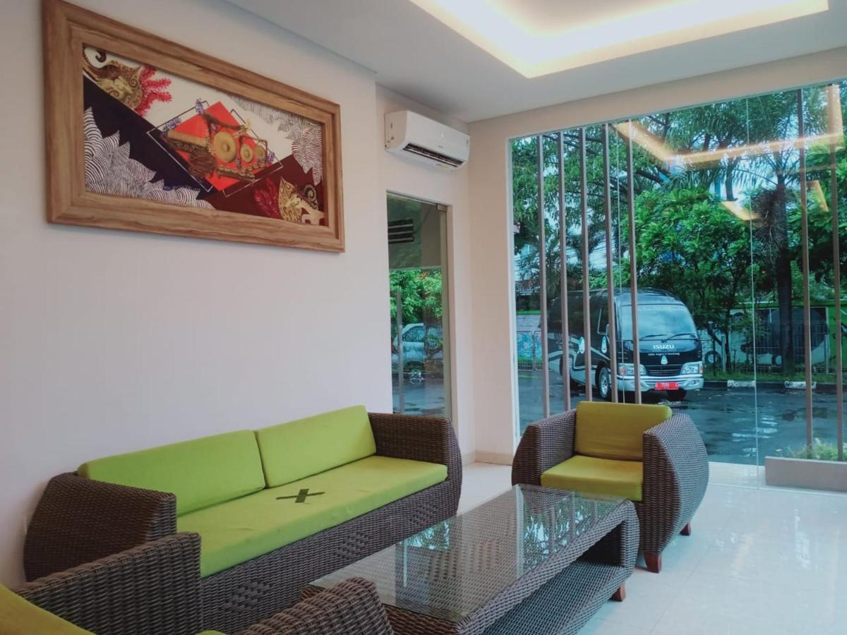 Oyo 90102 Edotel Hotel By Dbest Hospitality Bandung Exterior foto